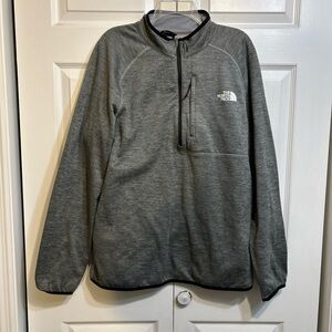 The North Face Men’s Size XL  /  X-Large Quarter Zip Sweatshirt Gray Long Sleeve